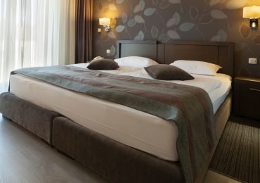 how to make my bedroom look more beautiful