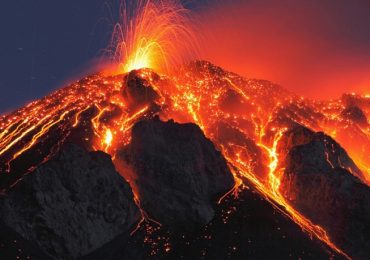 volcanoes at yellowstone national park