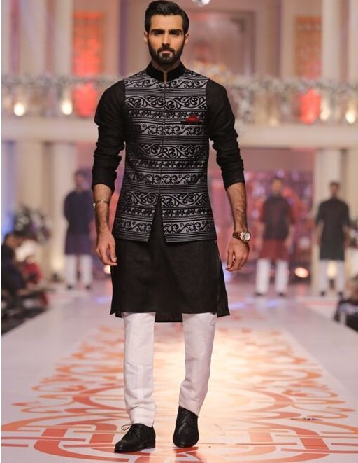 Kurta Pyjama with Nehru Jacket Combination