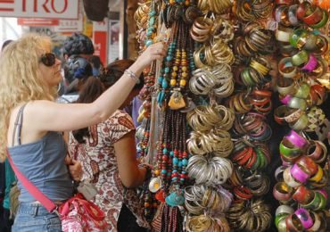 Colaba Causeway, Mumbai