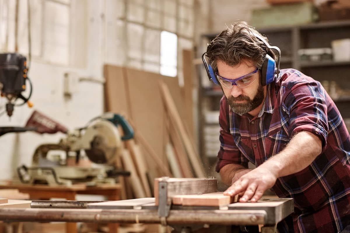 11 Essential Woodworking Tools for Beginners | Trends Buzzer