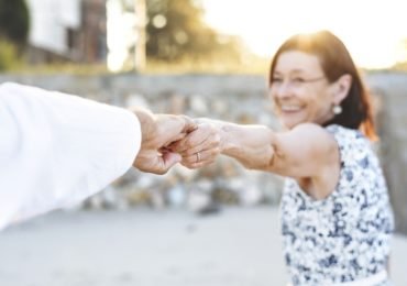 Online dating for over 50s, Online dating for seniors