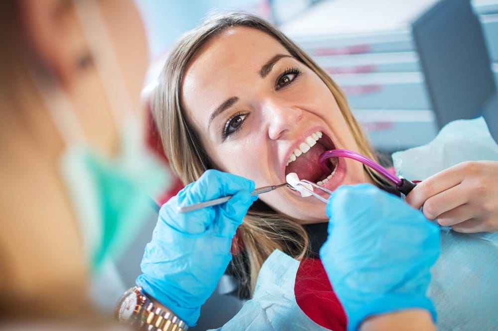 What You Need to Know About a Dental Implants