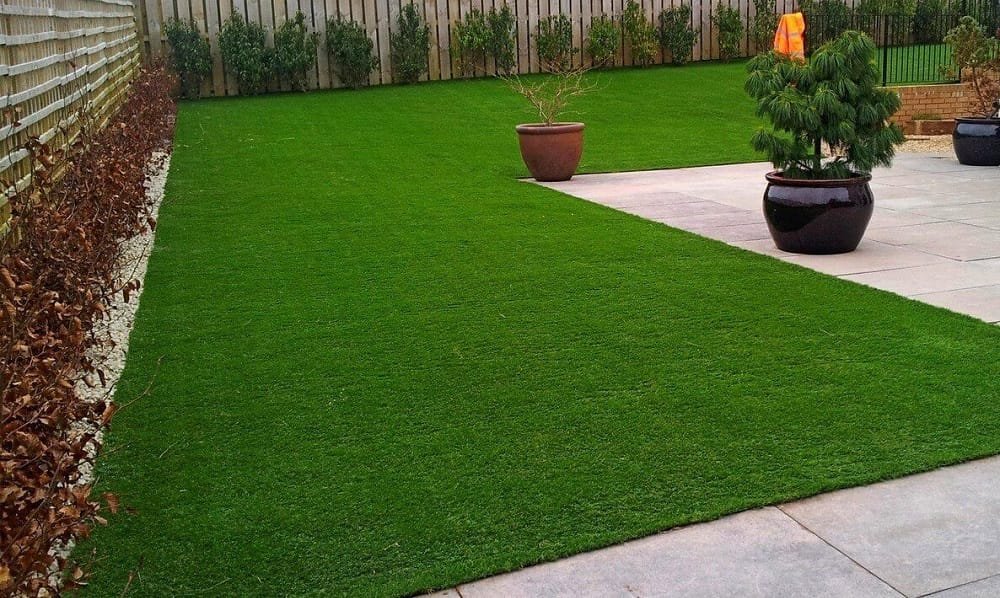 How long does artificial grass last