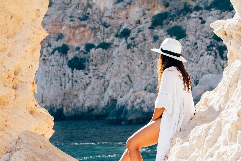 4 Types Clothes to Bring on Your Summer Vacation