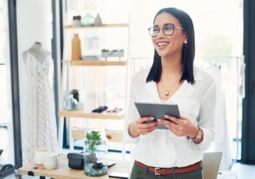 business credit world