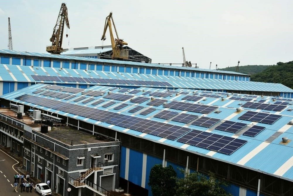 Benefits of Installing Commercial Solar Lighting