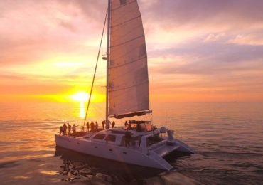 Adventuress Luxury Catamaran