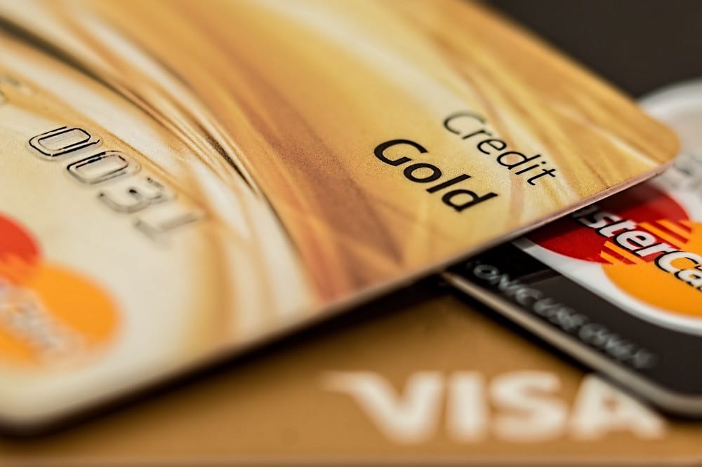 Credit Card Refinancing vs Debt Consolidation