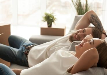 Tips on How to Keep Yourself Debt-Free
