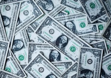 Tips On How To Manage Your Finances Better