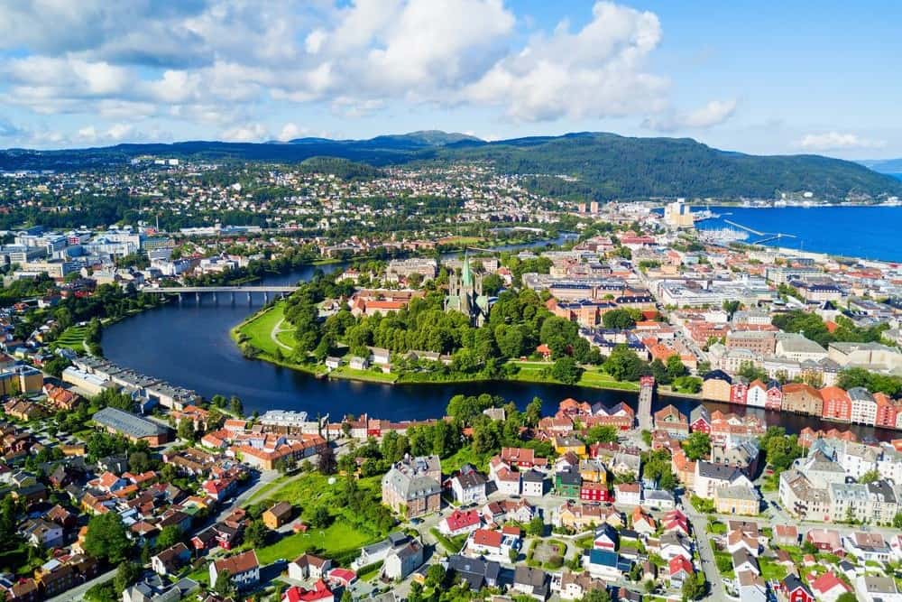 Benefits of Using Auto Rental Services When Visiting Trondheim