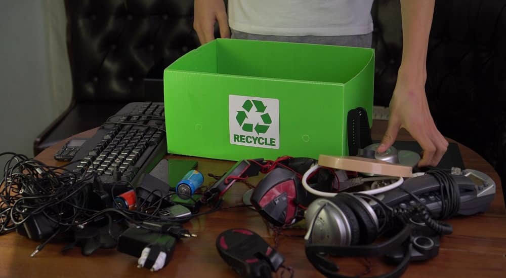 Electronics recycling -min