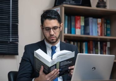 How a Lawyer Can Fight for Your Compensation-min