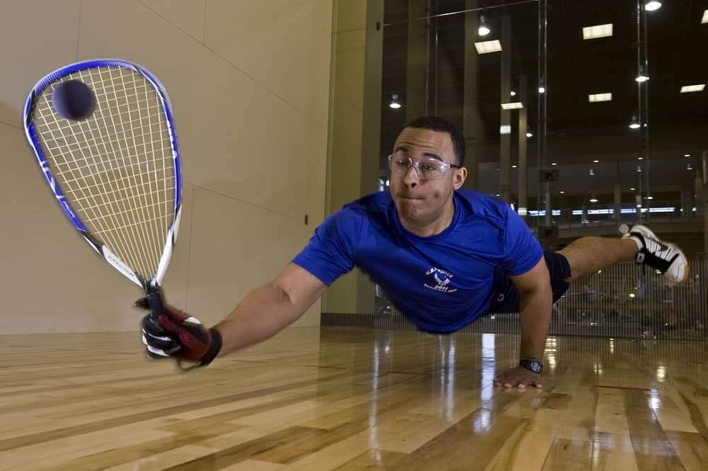 Playing Racquetball Guide Rules Techniques Equipment