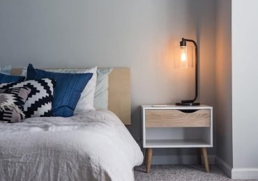 Color Schemes Suitable for a Coastal-Inspired Bedroom