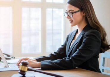 Get an Associate’s Degree in Legal Studies from BBIUniversity