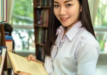 How Traditional Education Builds Strong Academic Foundations