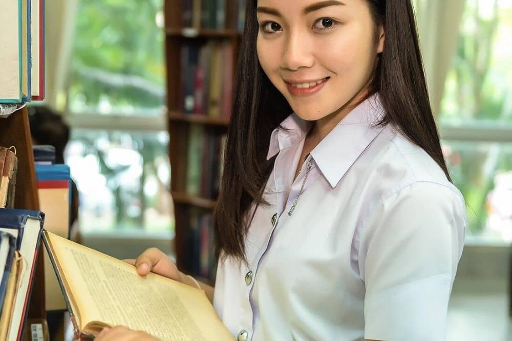 How Traditional Education Builds Strong Academic Foundations