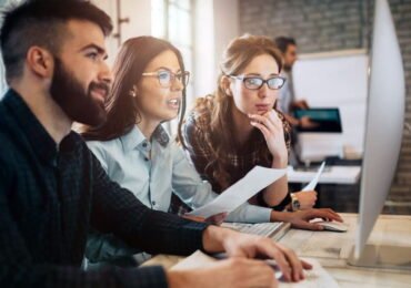 How Banking Sector Movements Influence Broader Index Performance