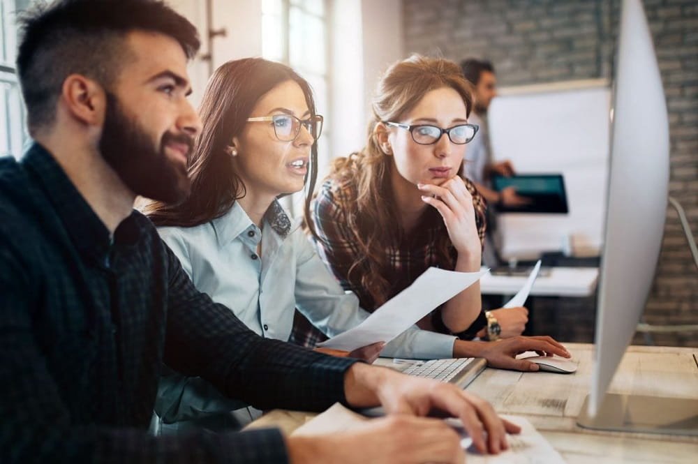 How Banking Sector Movements Influence Broader Index Performance